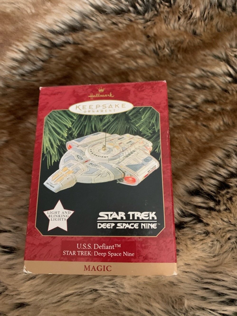 Hallmark Star Trek Deep Space Nine U.S.S. Defiant Red and Gold Ornament